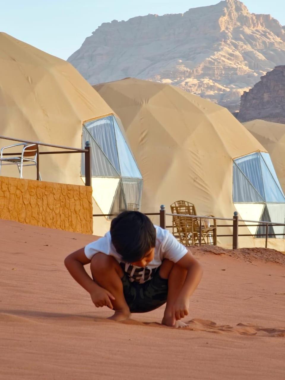 Rum Royal Flower Luxury Camp Wadi Rum Exteriér fotografie