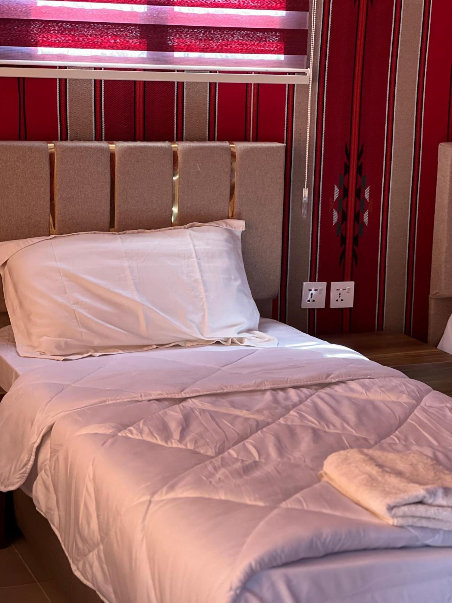 Rum Royal Flower Luxury Camp Wadi Rum Exteriér fotografie